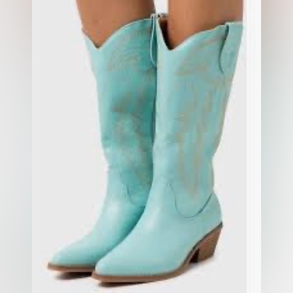 ✅🆕 Madden Girl , turquoise color ,Redford Western style , embroidery Boot - Picture 2 of 9